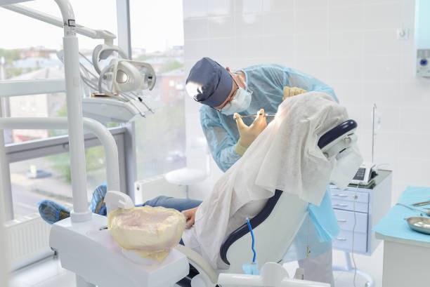 Best Broken or Cracked Tooth Emergency Dentist in Longboat Key, FL